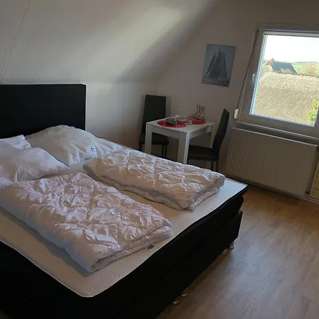 Ferienhaus Ms Fischerhus Im Ostseebad Moenchgut